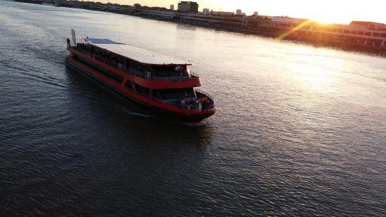 Bateau-Restaurant le Sicambre